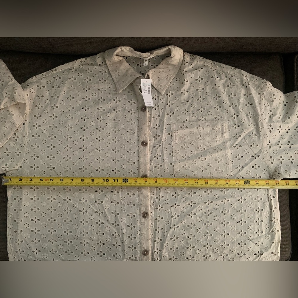 Cream Eyelet Button-Up Shirt - Picture 2 of 2